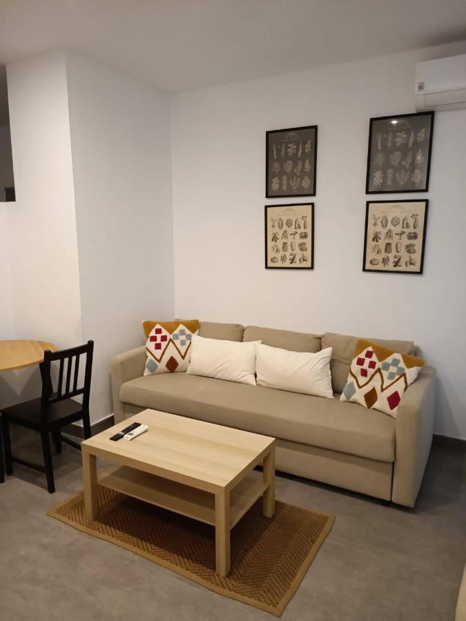 Apartamento COMPLEJO PINTA18 AT2 y AT3 Sevilla Exterior foto