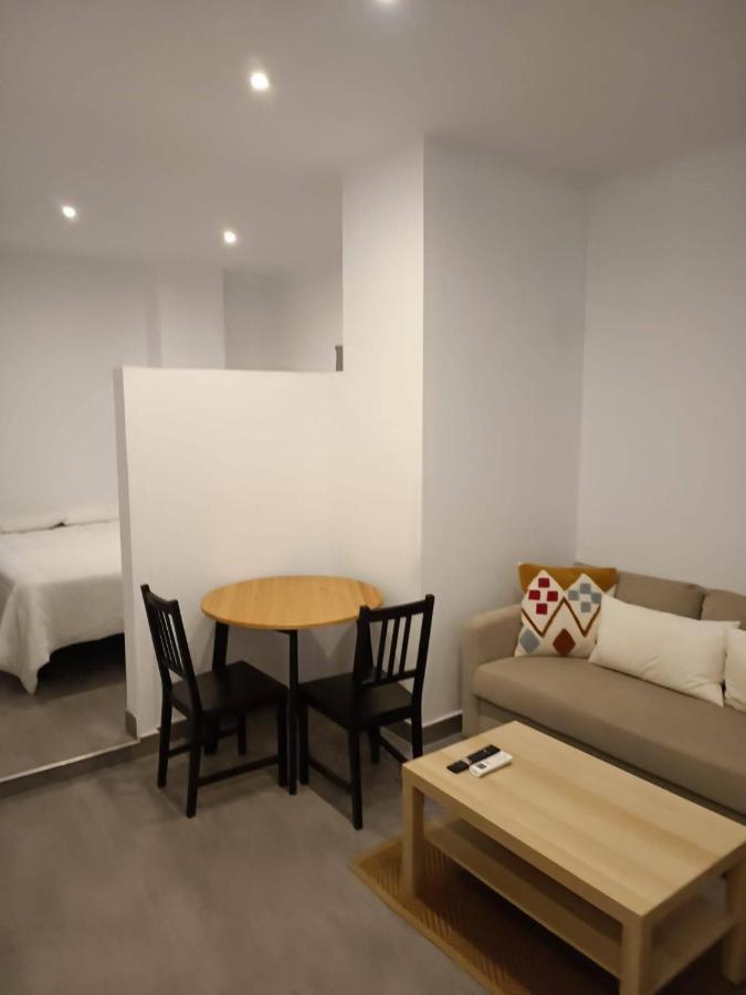 Apartamento COMPLEJO PINTA18 AT2 y AT3 Sevilla Exterior foto