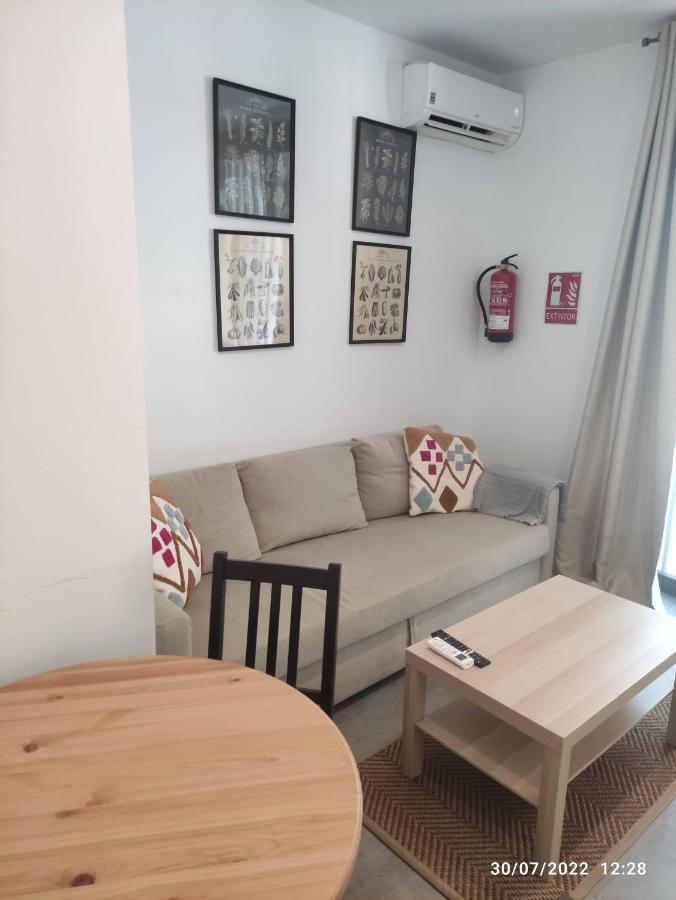 Apartamento COMPLEJO PINTA18 AT2 y AT3 Sevilla Exterior foto