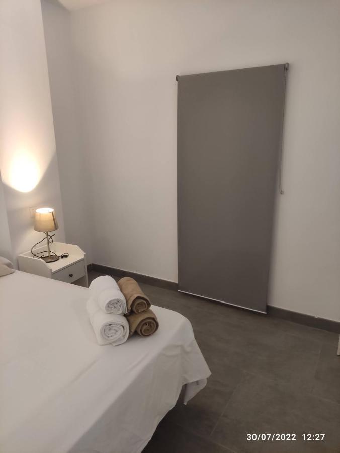 Apartamento COMPLEJO PINTA18 AT2 y AT3 Sevilla Exterior foto